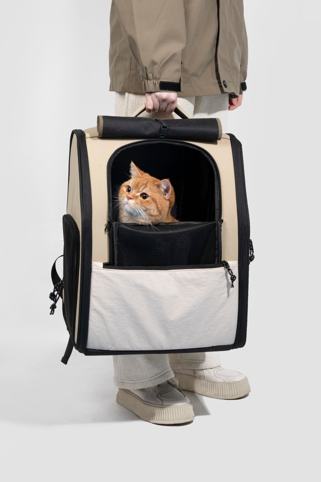 Pet Backpack with large capacity - PawsAndUnion